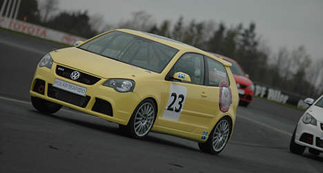 Volkswagen Polo Cup-kørerne havde i dag lejlighed til at prøve deres nye racerbiler på FDM Jyllandsringen.